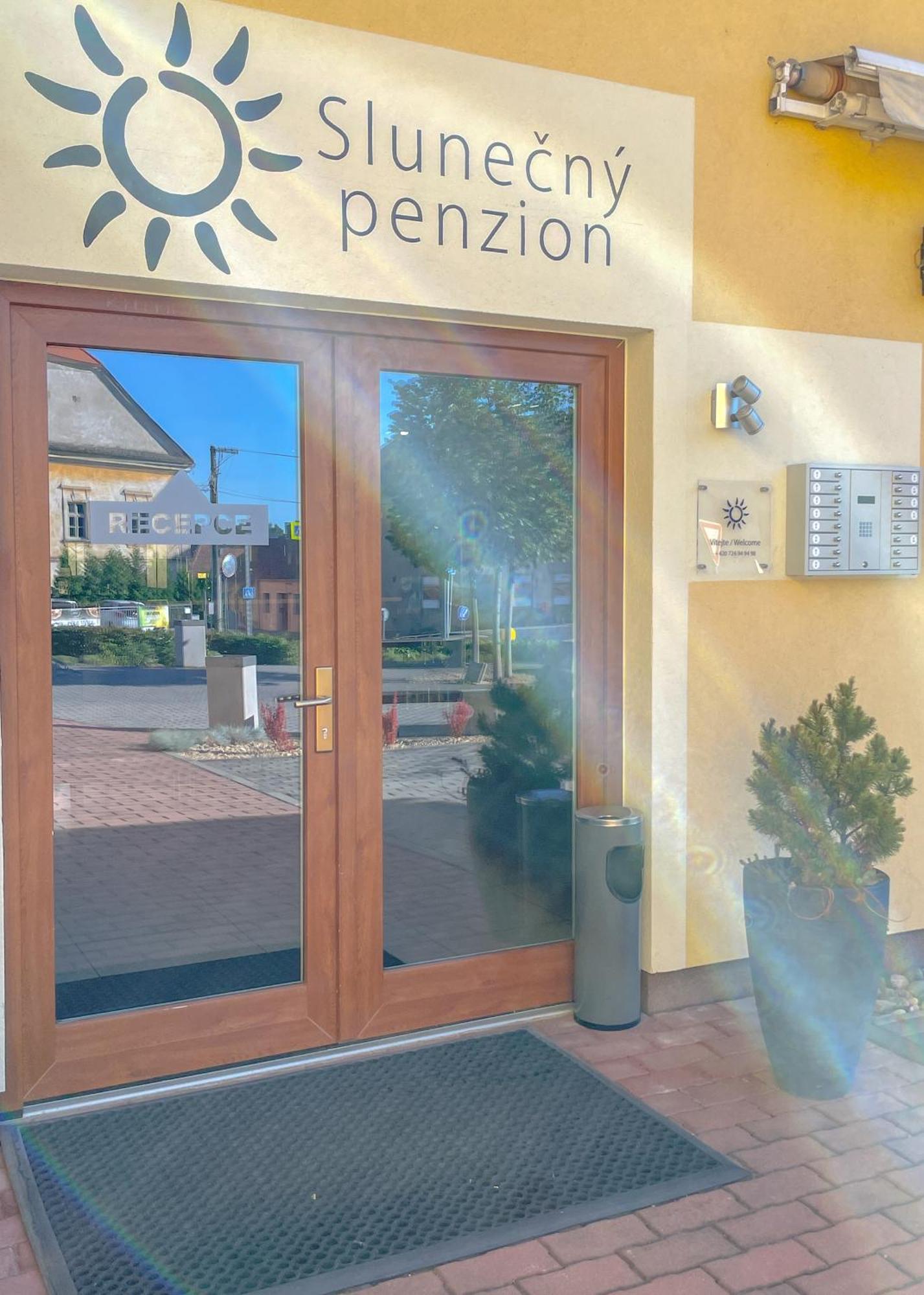 Slunecny Penzion Tasovice 外观 照片